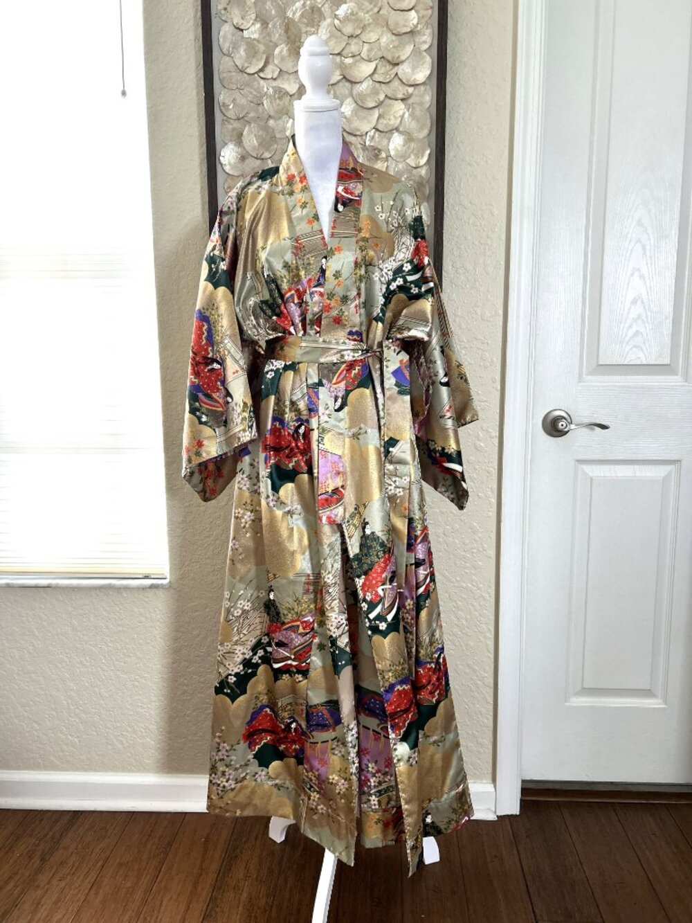 1980s Ichiban Made in Japan Kimono